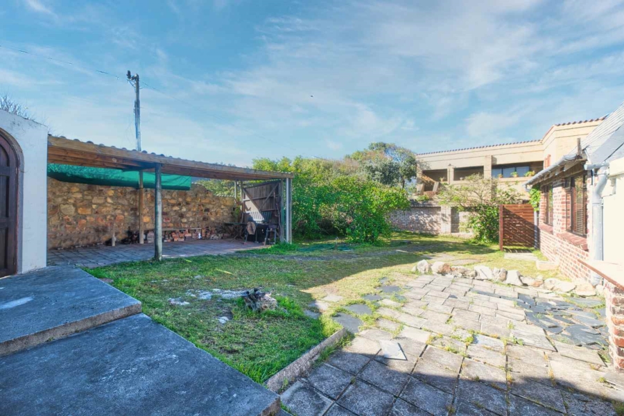 4 Bedroom Property for Sale in Westcliff Western Cape